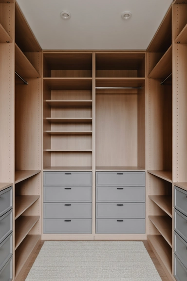 Avoiding Overdesign in Compact Closets