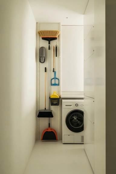 Vertical Storage for Small Spaces