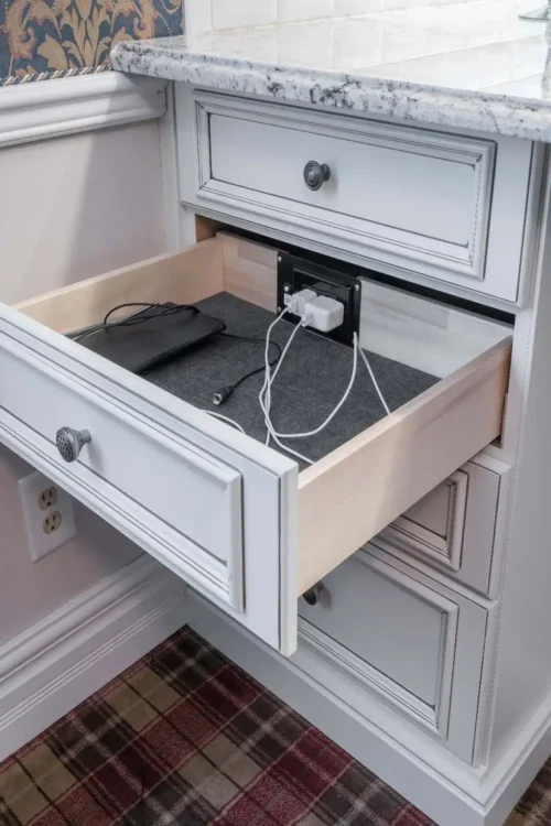 Old Chargers and Tangled Cords