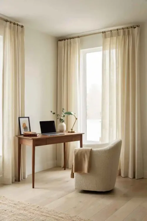 21 Home Office Interior Design Ideas for Small Rooms 11 The Curtains Hung High and Wide